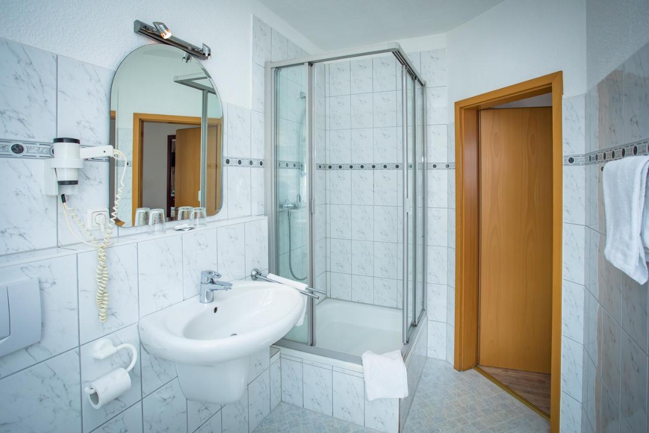 Hotel Ratskeller Nideggen Dış mekan fotoğraf