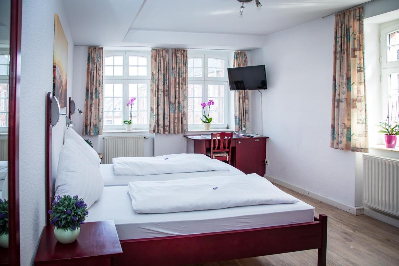 Hotel Ratskeller Nideggen Dış mekan fotoğraf